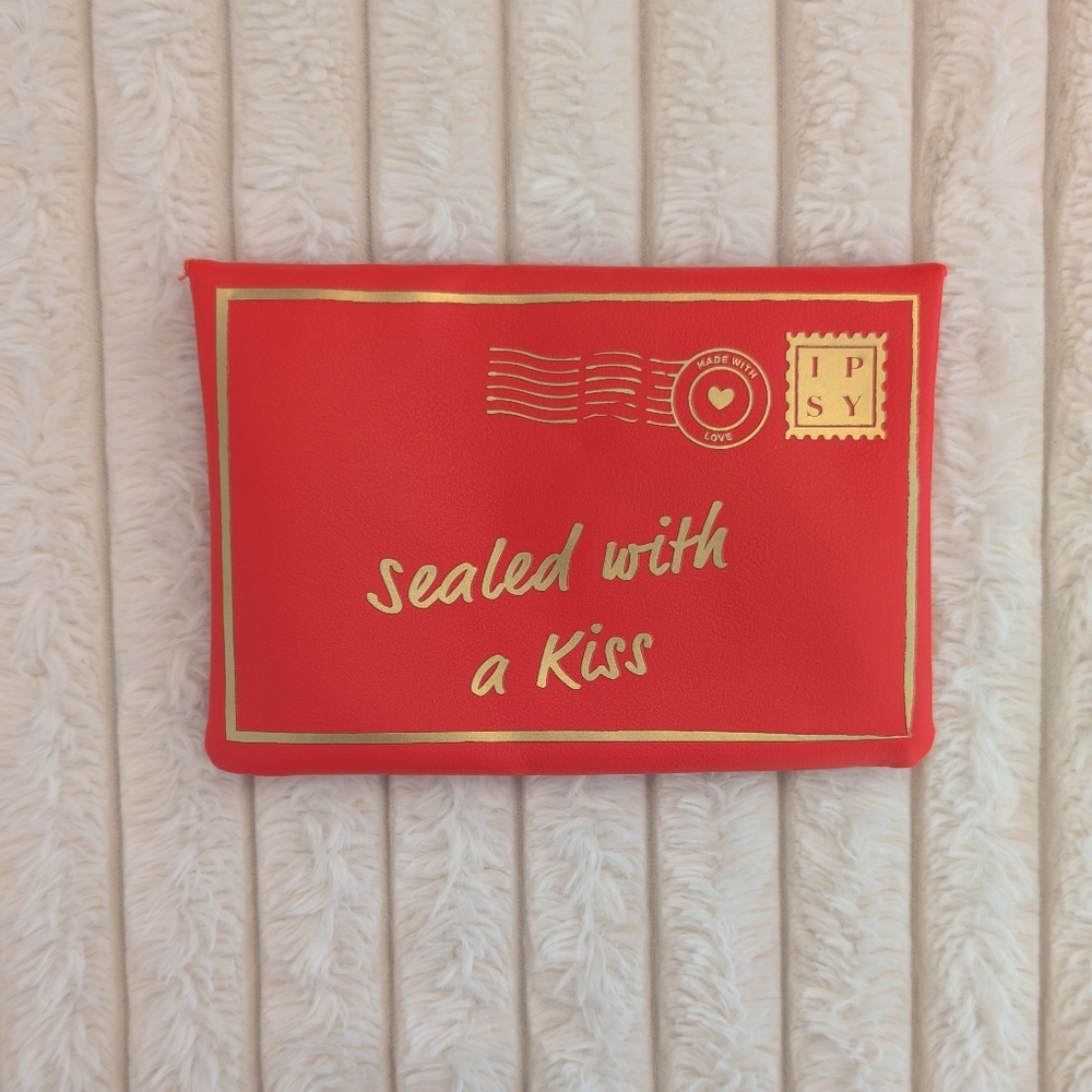 ✳️ FREE w/ Bundle - Red Pouch with Gold Lettering